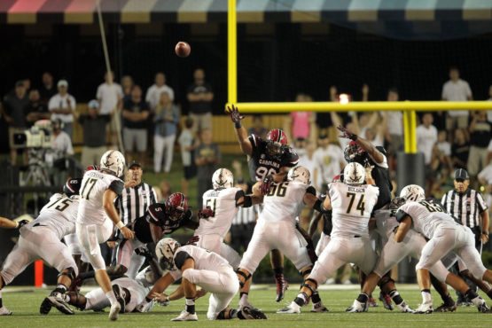 Vanderbilt kicker Tommy Openshaw misses a field-goal attempt against South Carolina during fourth-quarter action in Nashville, Tenn. on Thursday, Sept. 1, 2016. (Travis Bell/SIDELINE CAROLINA)