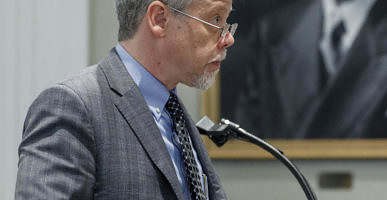 Prosecutor Creighton Waters questions Alex Murdaugh during Murdaugh’s murder trial at the Colleton County Courthouse in Walterboro, Thursday, Feb. 23, 2023. Grace Beahm Alford/The Post and Courier/Pool